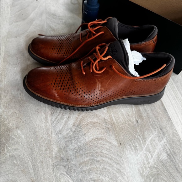 Cole Haan Men's 2.ZERØGRAND Laser Wingtip Oxford in British Tan/Java 11.5 - Picture 4 of 8